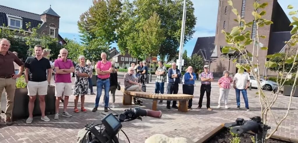 Opening Raadhuisplein in Ottersum